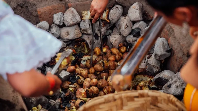 Ecuadorian Food: Traditional Meals and Snacks
