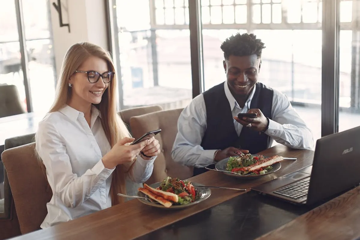 Restaurant Review Guide: What Customers Usually Check