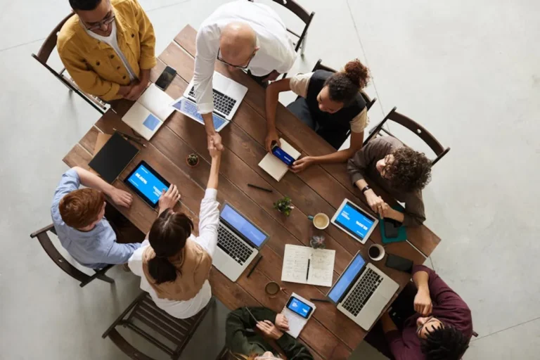 What Makes techsslaash.com a Good Supporting Topic for food, cafes, and local hospitality Sites